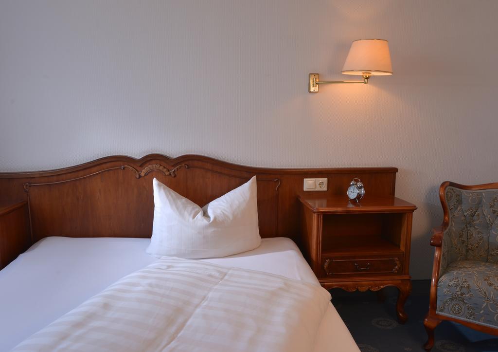 Adler Golf-& Tagungshotel Harth-Poellnitz Екстериор снимка