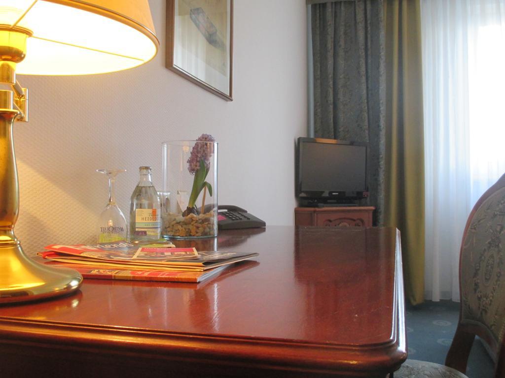 Adler Golf-& Tagungshotel Harth-Poellnitz Екстериор снимка