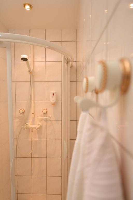 Adler Golf-& Tagungshotel Harth-Poellnitz Екстериор снимка