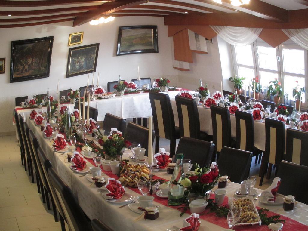 Adler Golf-& Tagungshotel Harth-Poellnitz Екстериор снимка
